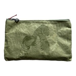 Emirates wildlife amenity kit pouch - gorilla (sealed)